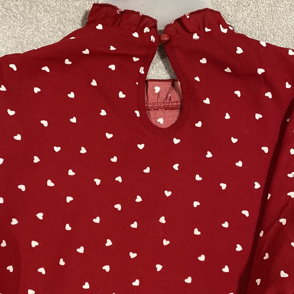 Red hearts shirt - Picture 4 of 4